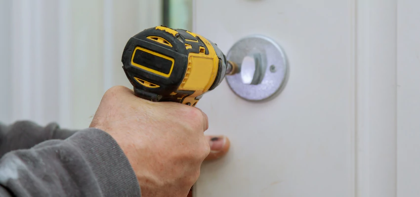 Street Locksmith For Smart Lock Repair in Camp Pendleton North, CA
